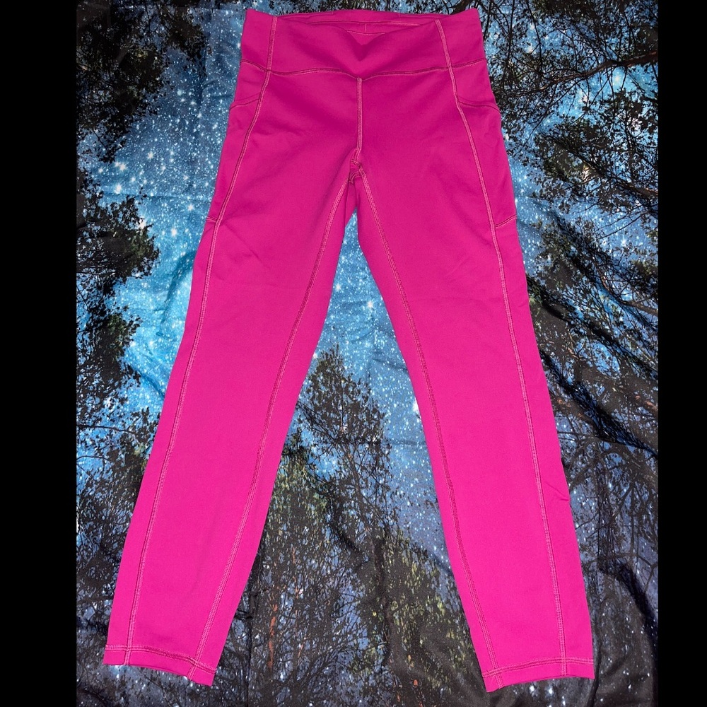 Lululemon Leggings size 8 Fuschia